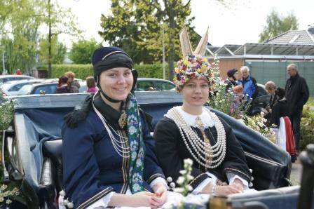 alte und neue Bluetenkoenigin.jpg